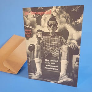 Carte drôle de fête des pères Dr. Strangedad parodiant un film classique Dr. Strangelove, carte de blague papa faite main avec enveloppe