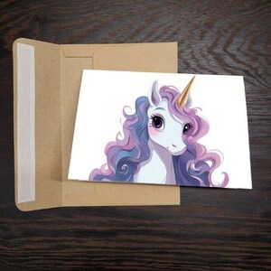 Carte d'anniversaire licorne violette pour fille - Faire-part de fête licorne dessin animé violet et blanc - Carte à l'unité avec enveloppe ou lot de 5