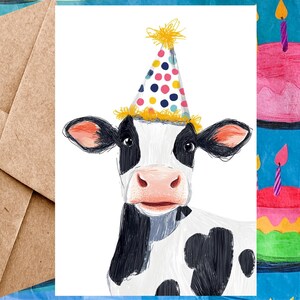Jolie carte d'anniversaire de vache pour enfant - Carte de joyeux anniversaire Illustration de vache laitière et chapeau d'anniversaire - Carte à l'unité avec enveloppe ou lot de 5
