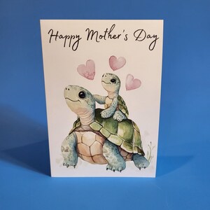 Carte de fête des mères heureuse avec tortue mignonne, carte de voeux aquarelle, carte de fête des mères animal faite main pour maman avec enveloppe autocollante