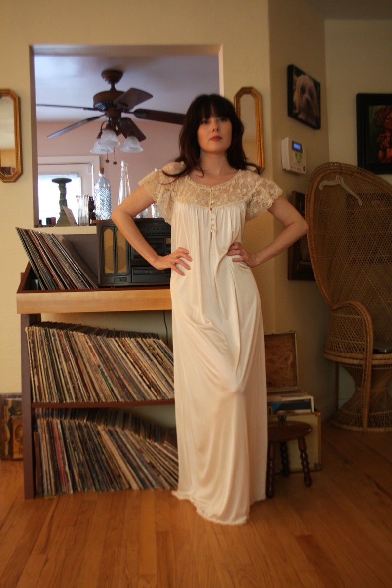 Super soft petite vintage lace night gown