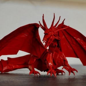 Scultura origami a forma di drago. Regalo di inaugurazione della casa. Decorazione per la casa. Regalo di nascita per mamma, papà, fidanzato, regalo di nozze, regalo di anniversario.