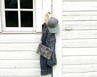 Gray Arrow Wristlet, Cross Body Purse, Wallet