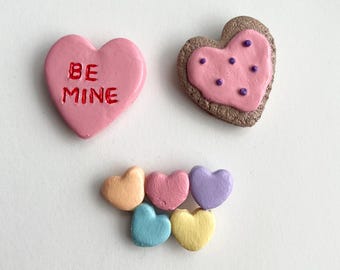 Set di magneti in argilla con cuori di San Valentino fatti a mano