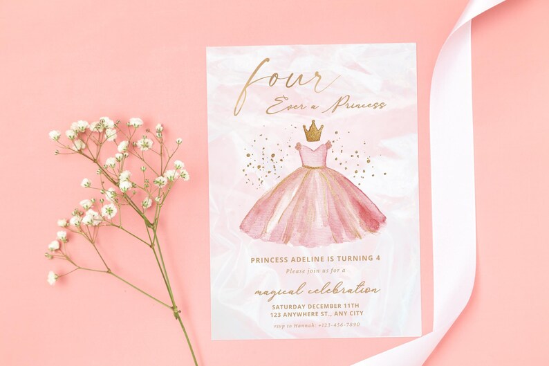 Prinses uitnodigen 4e verjaardag Vier ooit een prinses Verkleedjurken Sprookjesfeest uitnodiging afdrukbare pastel aquarel roze kasteeljurk afbeelding 2
