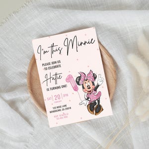 Invitación de primer cumpleaños de Minnie, fiesta de Minnie Mouse, invitación de primer cumpleaños, cumpleaños de niña, descarga instantánea digital, globo de puntos rosas, un año imagen 3