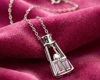 Llama Extract Poison Bottle Necklace, Poison Vial Necklace, Vial Bottle Pendant, Emperor Llama Necklace, Kronk Yzma Necklace, Llama Jewelry