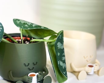 Happy Face Tea Planter: Cute Tea Plant Pot, Tea Lover Gift, Tea Mug Pot - Fun Modern Home Decor