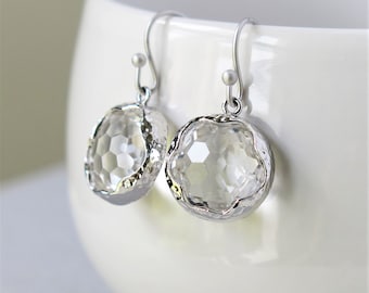 Silver Round Crystal Clear Earrings . Silver Dangle Earrings for wedding jewelry, bridal jewelry, bridesmaid gift