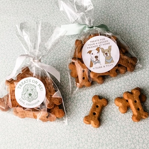 custom dog wedding favor stickers, dog wedding favors, round stickers, personalized wedding stickers, dog drawing wedding favors