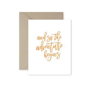 Carte de félicitations, carte de fiançailles, carte de mariage, carte de graduation, carte de départ, et ainsi l'aventure commence carte pliée avec enveloppe