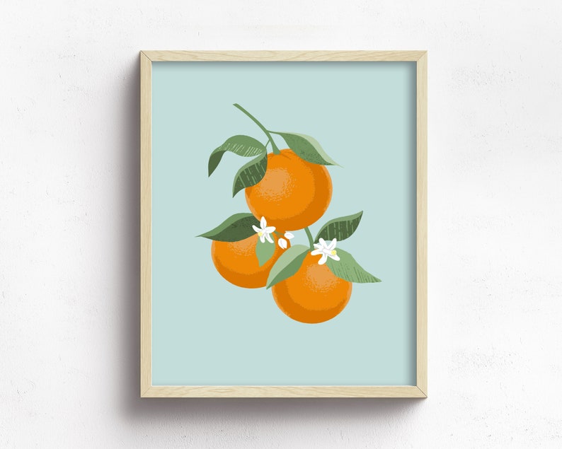 Pode incluir: Uma ilustra&ccedil;&atilde;o digital de tr&ecirc;s laranjas laranja em um galho com folhas verdes e flores brancas sobre um fundo azul claro.