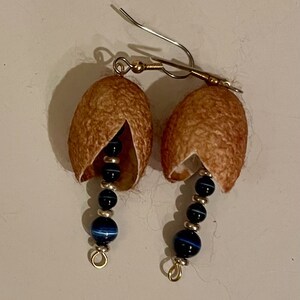 Brown and Navy Silk Cocoon Earrings, Hand Dyed, Bead Earrings, Lightweight Earrings, OOAK, Silk Cocoons, Gold and Silver-toned findings zdjęcie 2