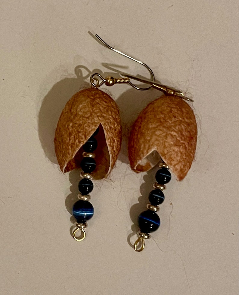 Brown and Navy Silk Cocoon Earrings, Hand Dyed, Bead Earrings, Lightweight Earrings, OOAK, Silk Cocoons, Gold and Silver-toned findings zdjęcie 2