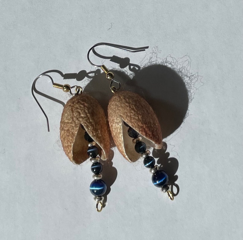Brown and Navy Silk Cocoon Earrings, Hand Dyed, Bead Earrings, Lightweight Earrings, OOAK, Silk Cocoons, Gold and Silver-toned findings zdjęcie 1