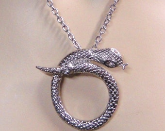 Vintage Silver Tone Snake Chain Necklace