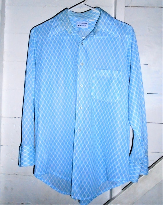 Vintage Van Heusen Baby Blue White Nylon Shirt M