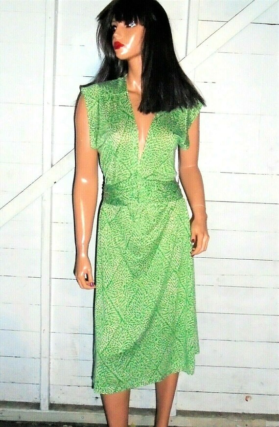 banana republic green floral dress