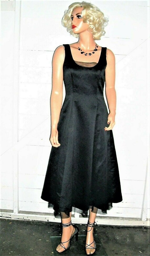 knee length dresses for ladies Black Geometric Mesh Sleeveless Mini Dress