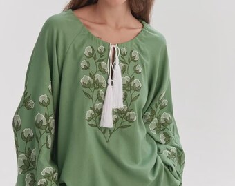 Green Linen Vyshyvanka Blouse – Ukrainian Embroidered Folk Shirt