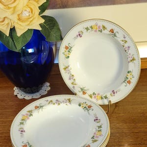 Wedgwood ”Mirabelle&quot; Bowl.