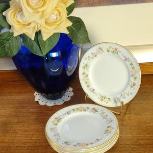 Wedgwood &quot;Mirabelle&quot; Dessert Plate.
