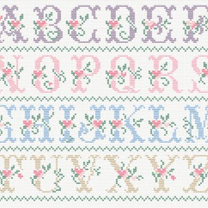 Peut inclure: Échantillon de point de croix de l'alphabet avec les lettres A à Z dans des couleurs pastel. Chaque lettre est ornée de motifs floraux, sur fond blanc avec des bordures vertes. Idéal pour les projets d'artisanat ou la décoration intérieure.