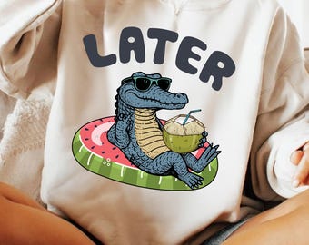 Later Gator PNG, Funny Alligator PNG, Sarcastic Animal Quote Design, Cartoon Pun Style PNG, Cute Goodbye Saying Png, Retro Humor Graphic Png