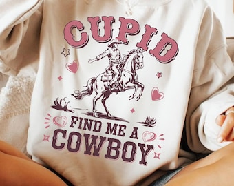 Cupido Encuéntrame un vaquero SVG PNG, Diseño de camisetas de San Valentín occidentales, Vday Cowboy Svg, Vintage Cowboy Png, Trendy Vday Cowgirl, Sublimación PNG