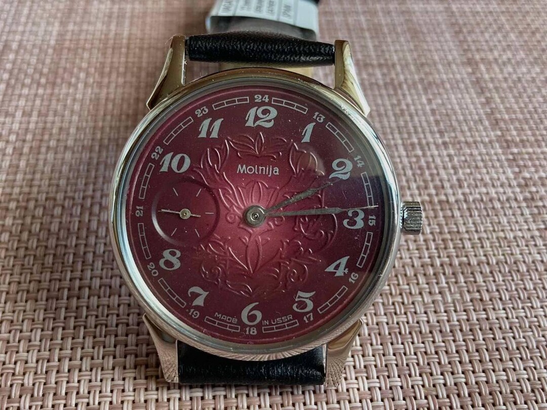 Watch Molniya 3602 Classic Original, Burgundy Dial - Etsy