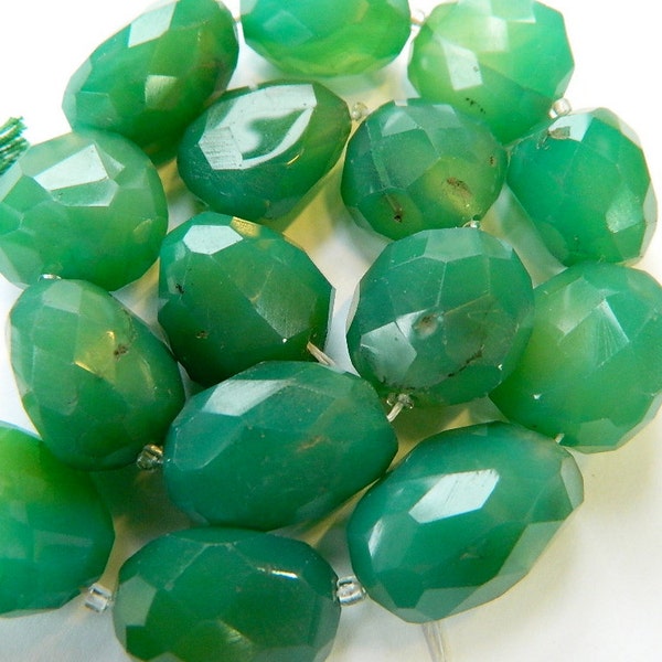 Emerald Green Quartz 19MM X 14MM Faceted Nuggets - 9 Stones - 7 Inch Strand - Beads - Semiprecious Stone