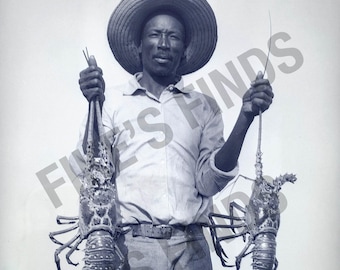 Dry Tortugas 1930 Fisherman With Lobsters Vintage Photo | Krippendorf Archive Cincinnati | Antique Nautical Portrait | Instant Download