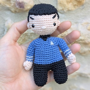 Amigurumi Virkad Starship Alien Commander Plysch, Leksak, Figur, Docka