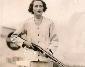 Shotgun Angry Woman Vintage Photo. Digital Download. Instant, transfer, image, lady, gun, rifle, sepia, mad, funny, female, #15/PAM