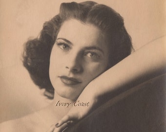Beautiful Woman laying on arm.  Vintage Photograph.  Digital Download, instant, image transfer, glamour portrait, 1940, beauty, #12PS/PS/PES