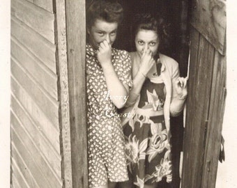 At least I don't stink!  Vintage photo ephemera.  Digital Download Image. 2014PPAM