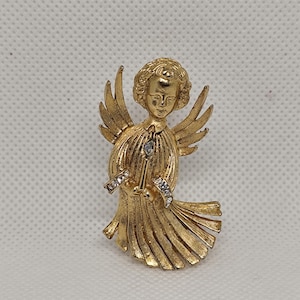 Vintage Angel Brooch / Pendant with Rhinestones, Golden Tone Metal