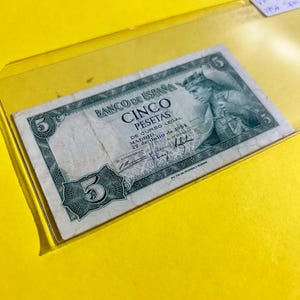5 PESETAS. 22 July 1954. Serial# C8994538. Alfonso X. Banco De Espana. V F. NO GRADED.