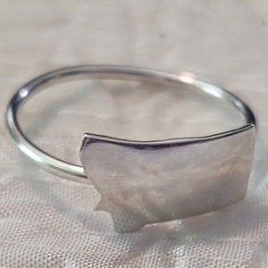 Sterling silver hand cut Montana ring