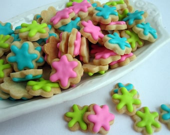 Mini FLOWER SUGAR COOKIES, Itty Bitty Sugar Cookies, 1/2 Pound