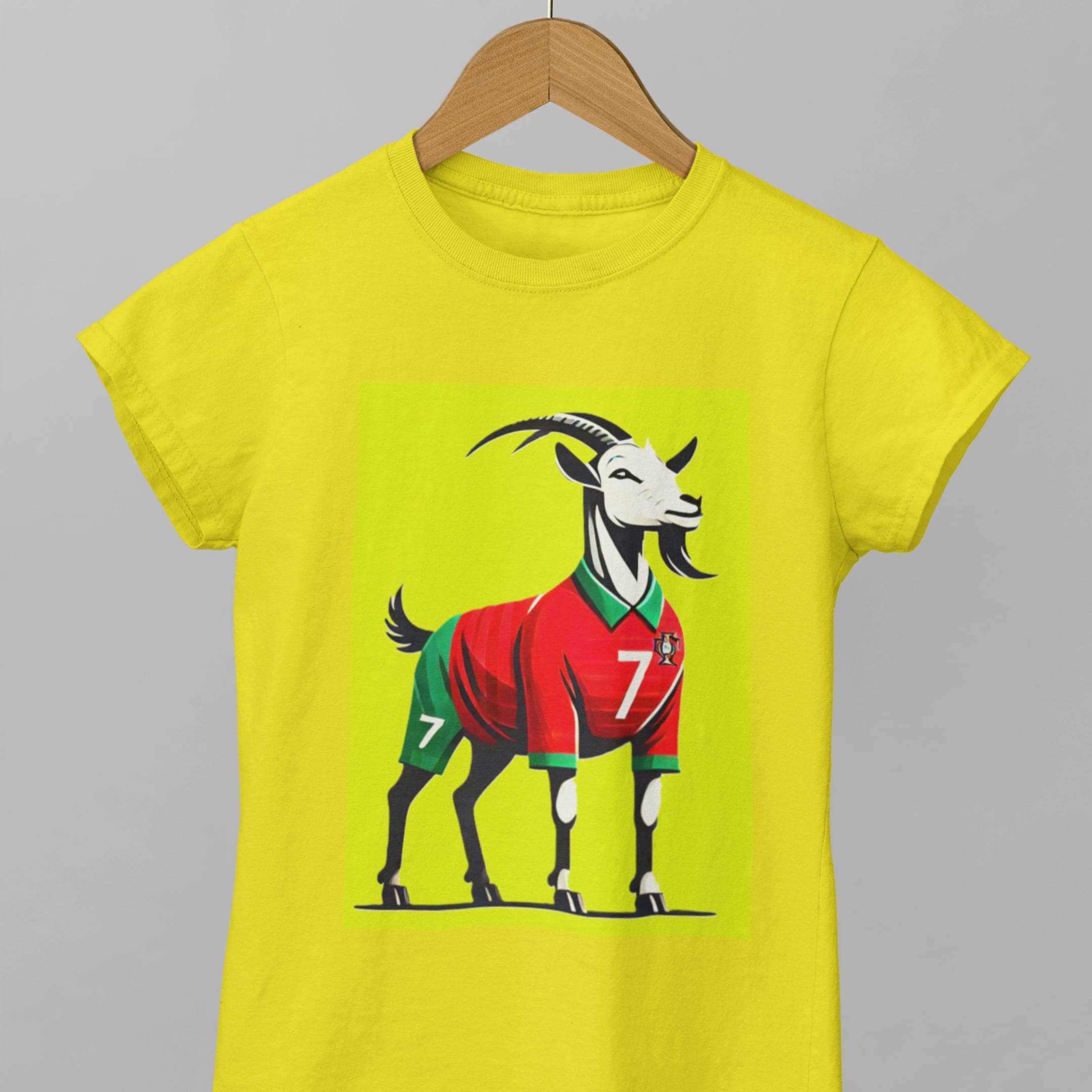 クリスティアーノ・ロナウド GOAT サッカー Tシャツ：ポルトガル代表