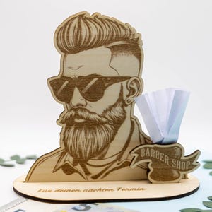 Friseur Gutschein Männerhaarschnitt Geldgeschenkidee Barbershop Bart Holz Personalisierbar Barbier für Männer Vater Bruder Freund Geburtstag
