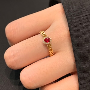18k Solid Gold Ruby Ring Ruby Engagement Ring Red Gemstone Ring Unique Engagement Ring Oval Ring Raw Stone Gemstone Ring Birthstone Ring