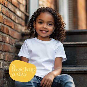 Maqueta de camiseta Black Girl Bella Canvas 3001T / Maqueta de camiseta Black Girl / Maqueta de cuello redondo / Maqueta de Bella Canvas Black Girl / Estilo de vida infantil