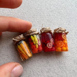 miniature jars 4 pc