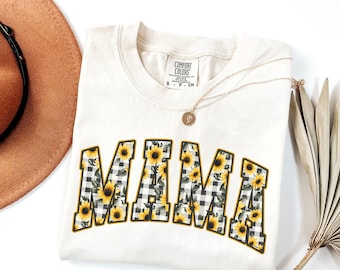 Sunflower Mama Shirt, Comfort Colors® Floral Tee Shirt, Sunflower Graphic Tee, Womens Summer Shirt, Women's Fall Shirt, New Mother Shirt