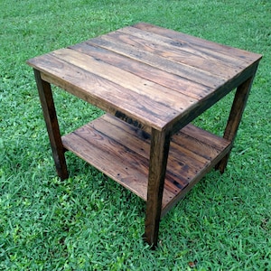 Reclaimed Pallet Wood End Table - Vintage-Rustic Look *Free Shipping*