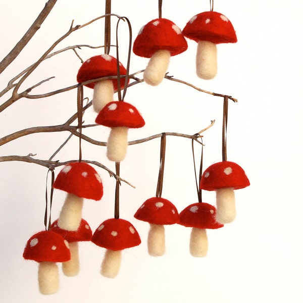 CUSTOM ORDER for Claudia, 7 Felted Christmas Ornaments red toadstool mushroom decoration woodland tree