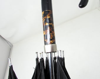 Paraguas vintage Art Déco para caballero, con mango de imitación de carey y cubierta de algodón de longitud completa, de los años 30 y 40.