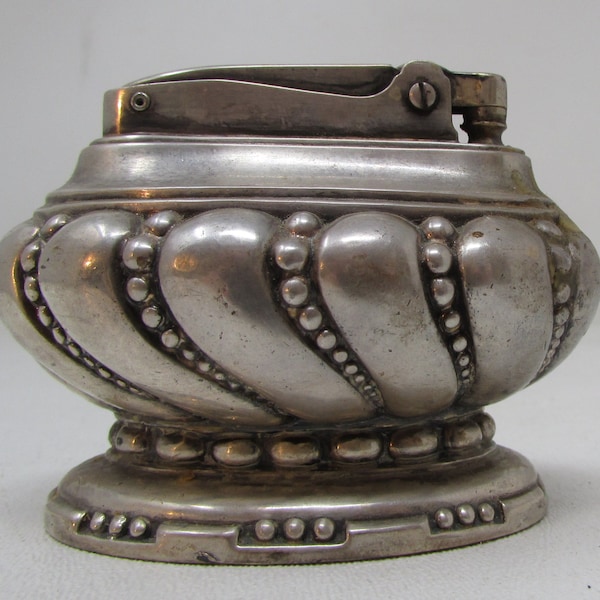 Vintage Ronson "Crown" Table Lighter Silver  Classic  lighter Works - just needs fuel Silverplated